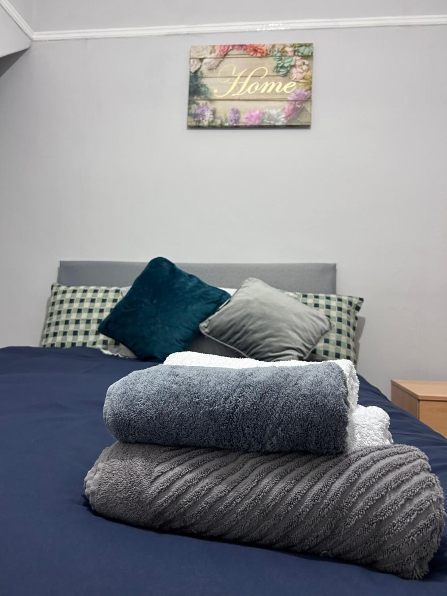 Urban Oasis:Perfect Stay In City Edinburgh Room photo